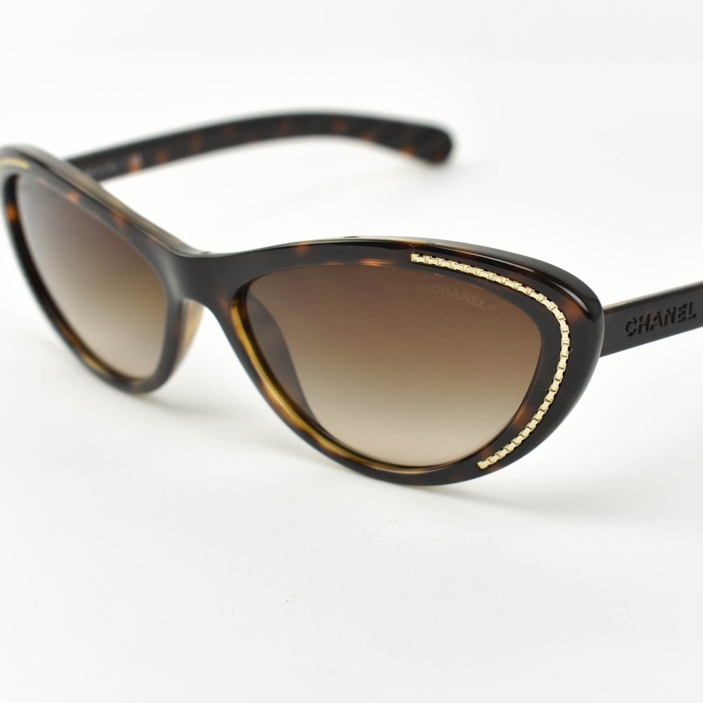 CHANEL Cat Eye: Tortoise Brown Logo Sunglasses bp